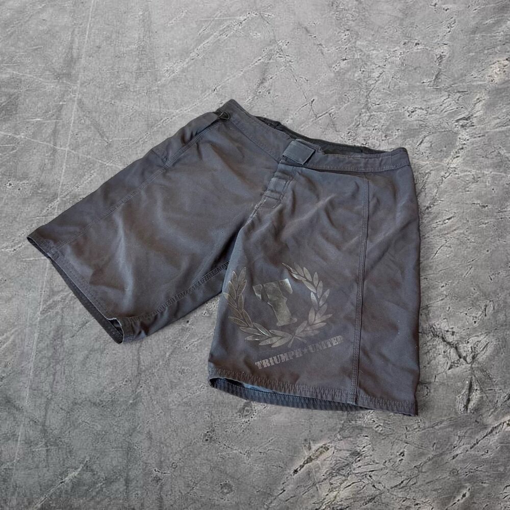 Triumph United baggy core Y2K surf boardshorts